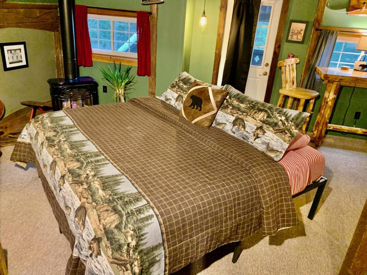 Grunberg Haus Inn & Cabins 워터베리 외부 사진