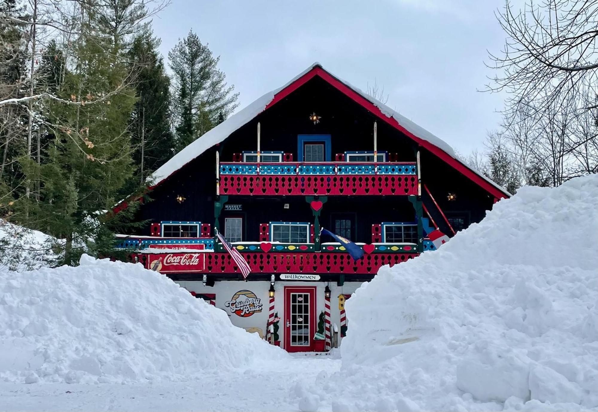 Grunberg Haus Inn & Cabins 워터베리 외부 사진