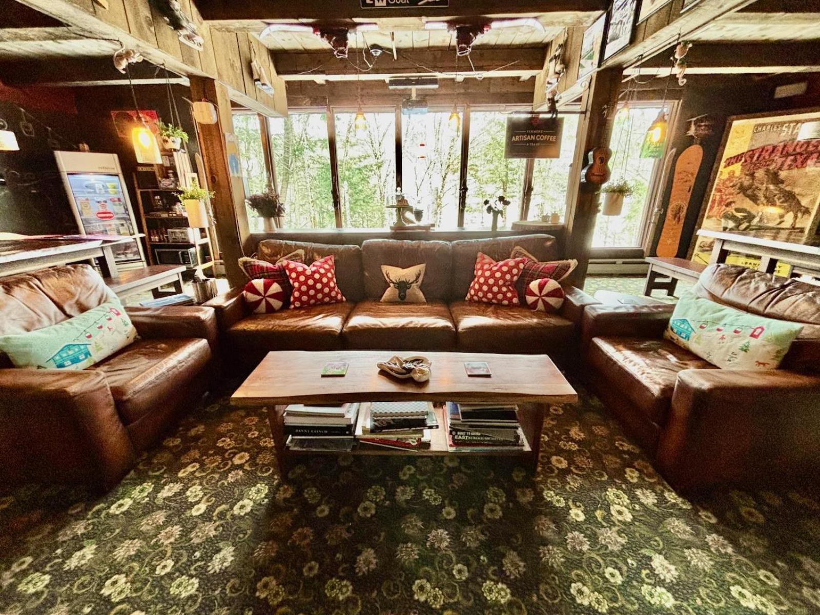 Grunberg Haus Inn & Cabins 워터베리 외부 사진